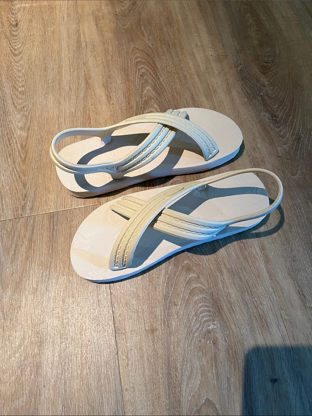 Flojos Cream Slingback Sandal Flip Flops